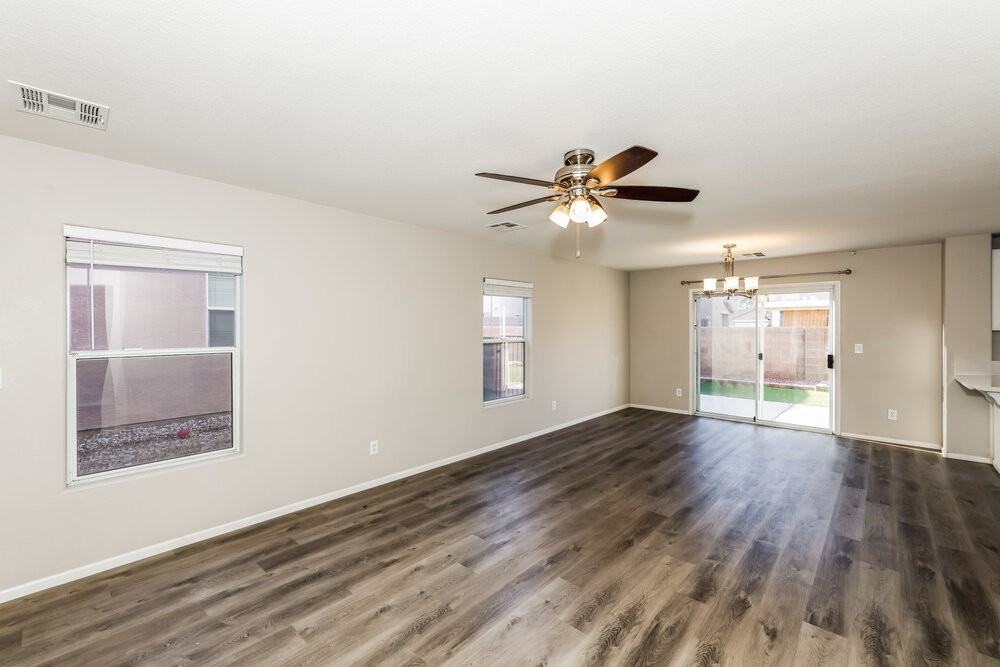 6236 Desert Lavender Ave - Photo 5 of 17