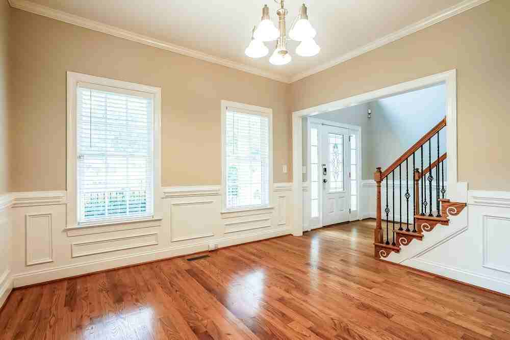 221 Worthington Ct - Photo 6 of 17