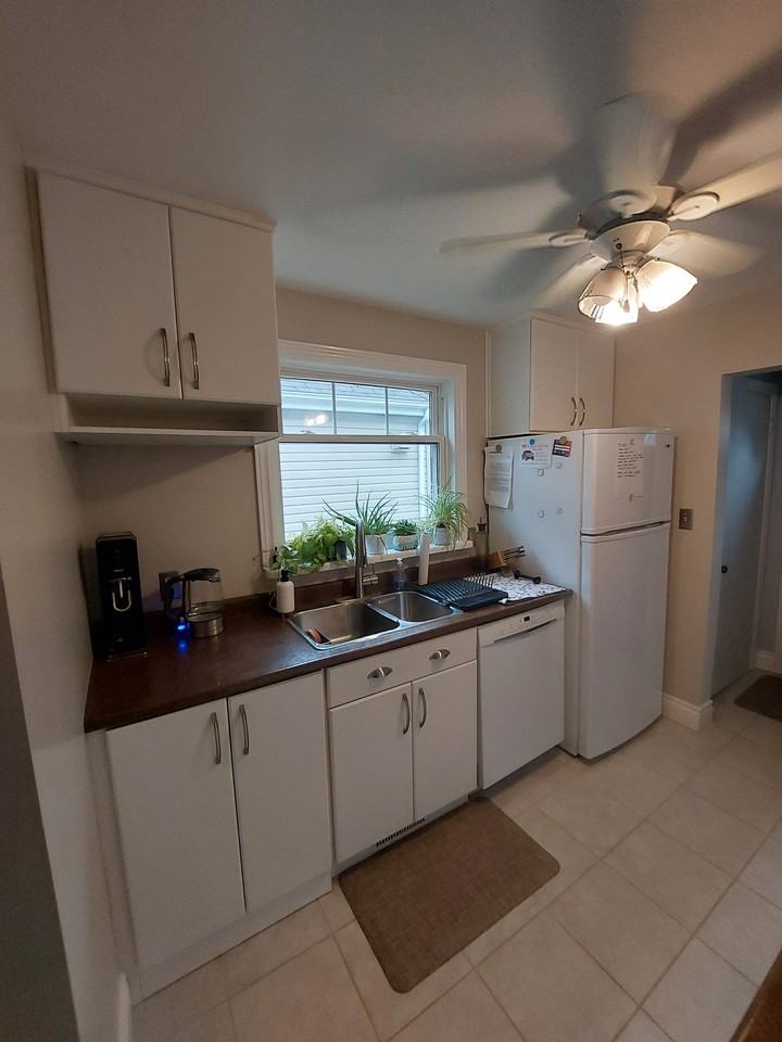 342 Mack St - Photo 2 of 25