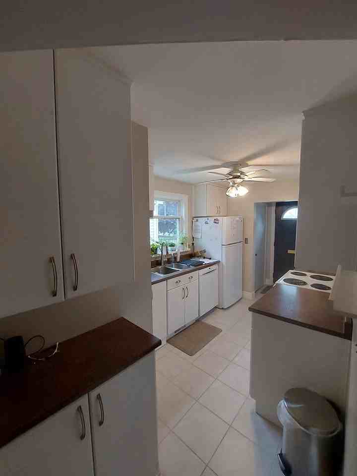 342 Mack St - Photo 3 of 25