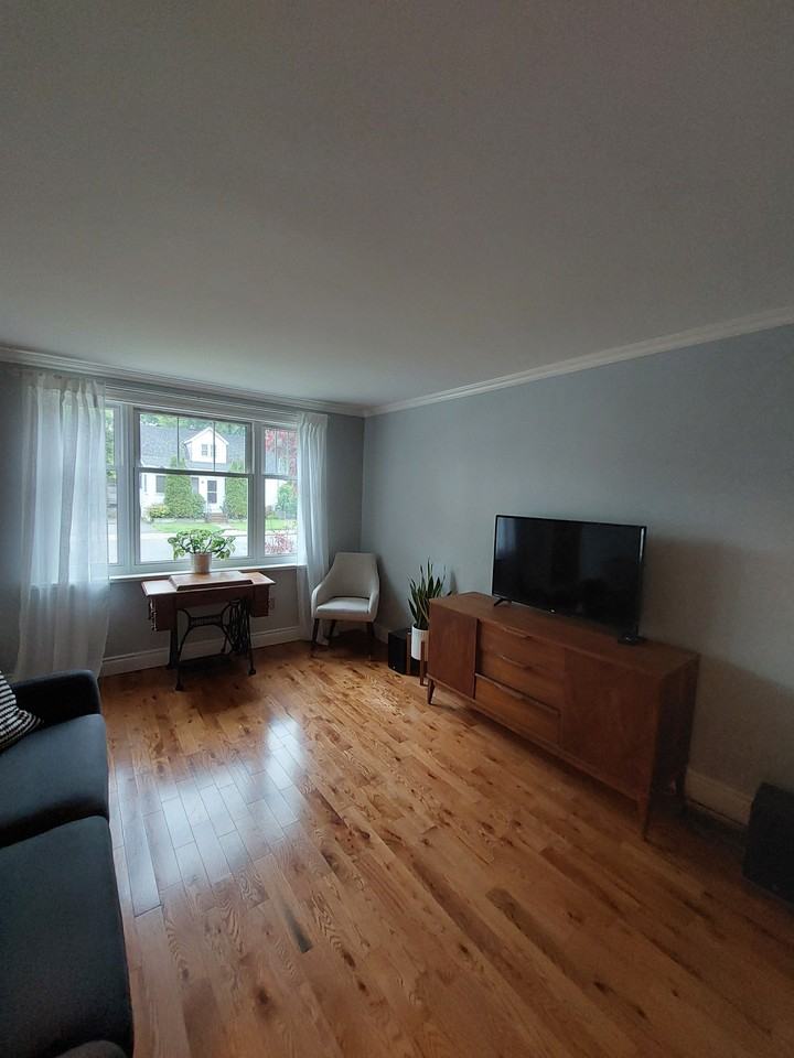 342 Mack St - Photo 5 of 25