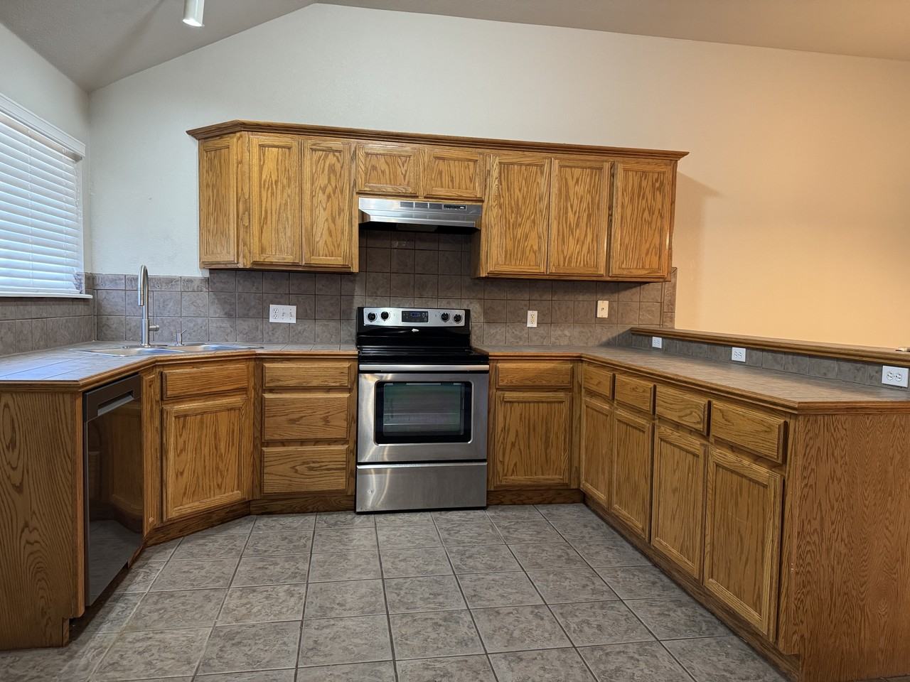 2237 Scissortail Landing Dr #1 - Photo 6 of 24