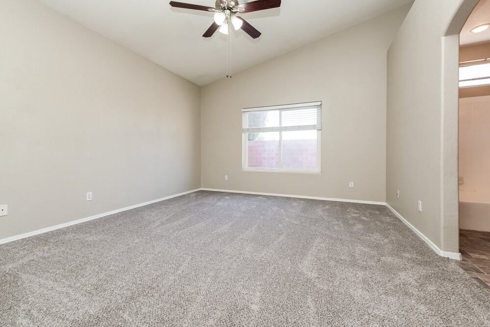 611 Snake Charmer Ave - Photo 7 of 16