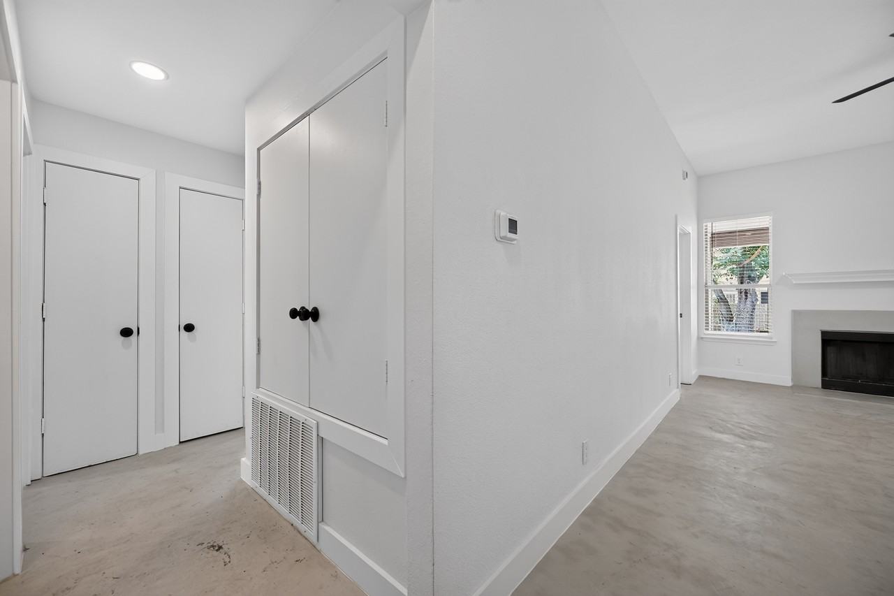 14511 Oliphant St #1 - Photo 4 of 35
