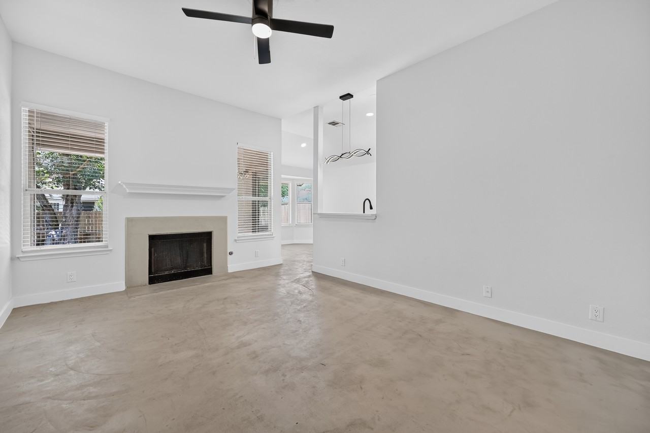 14511 Oliphant St #1 - Photo 5 of 35