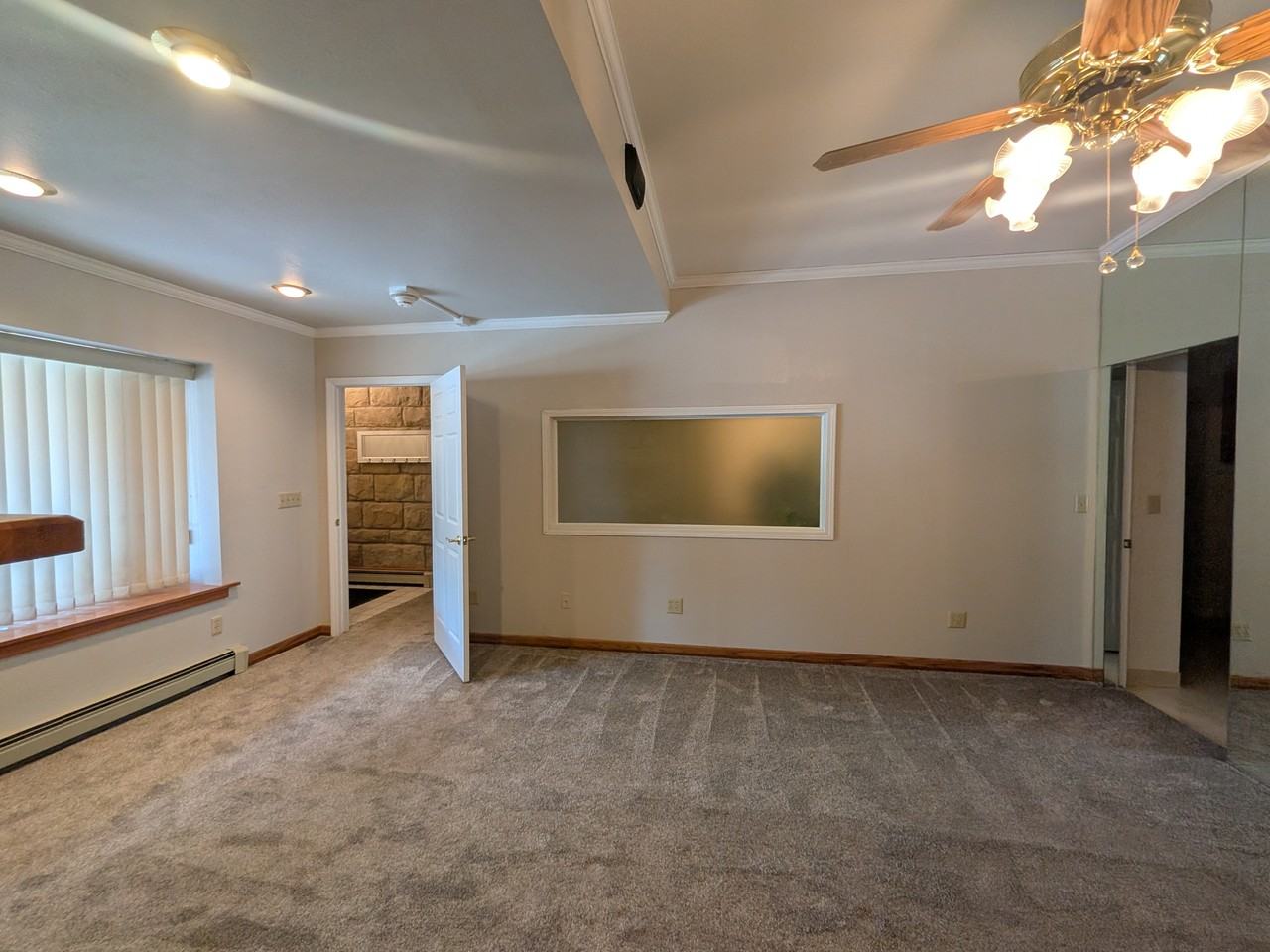 1000 Fountain Terrace Dr #211 - Photo 6 of 12