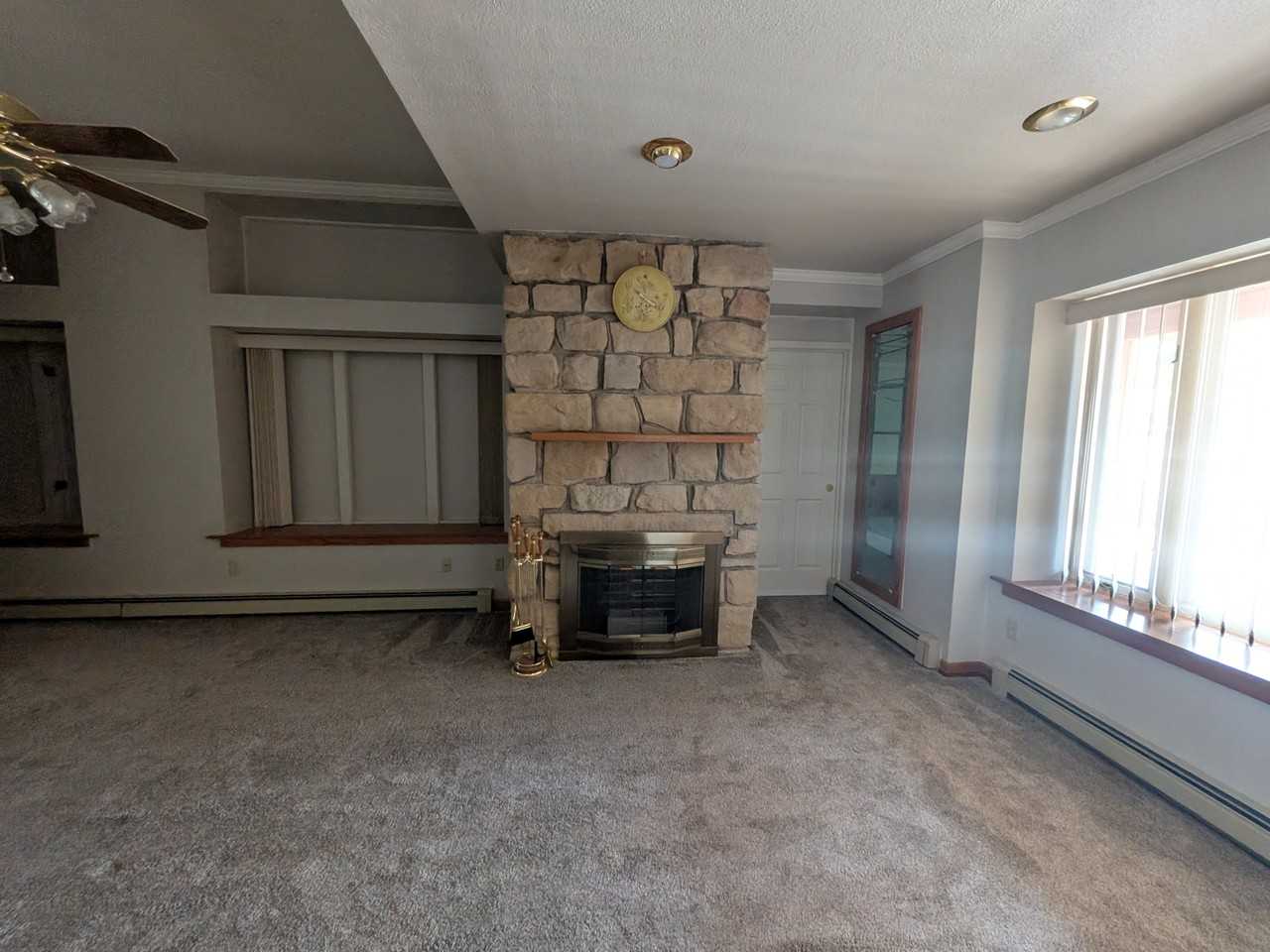 1000 Fountain Terrace Dr #211 - Photo 7 of 12