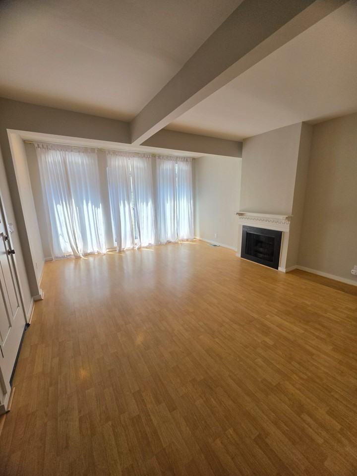 14 Allen St #1 - Photo 3 of 11