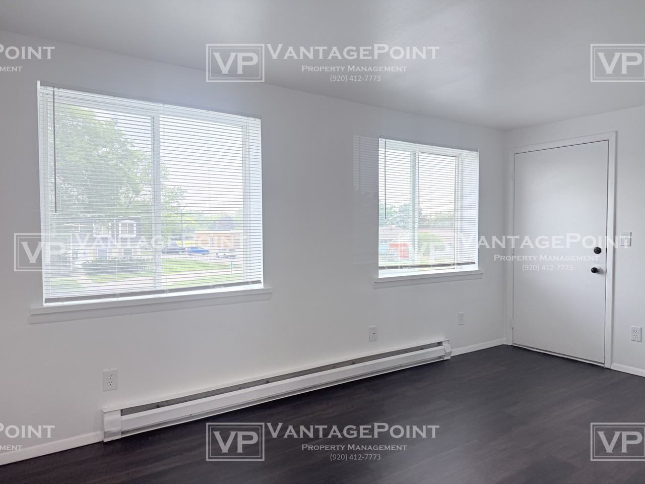 3201 W 4th St #4 - Photo 4 of 12