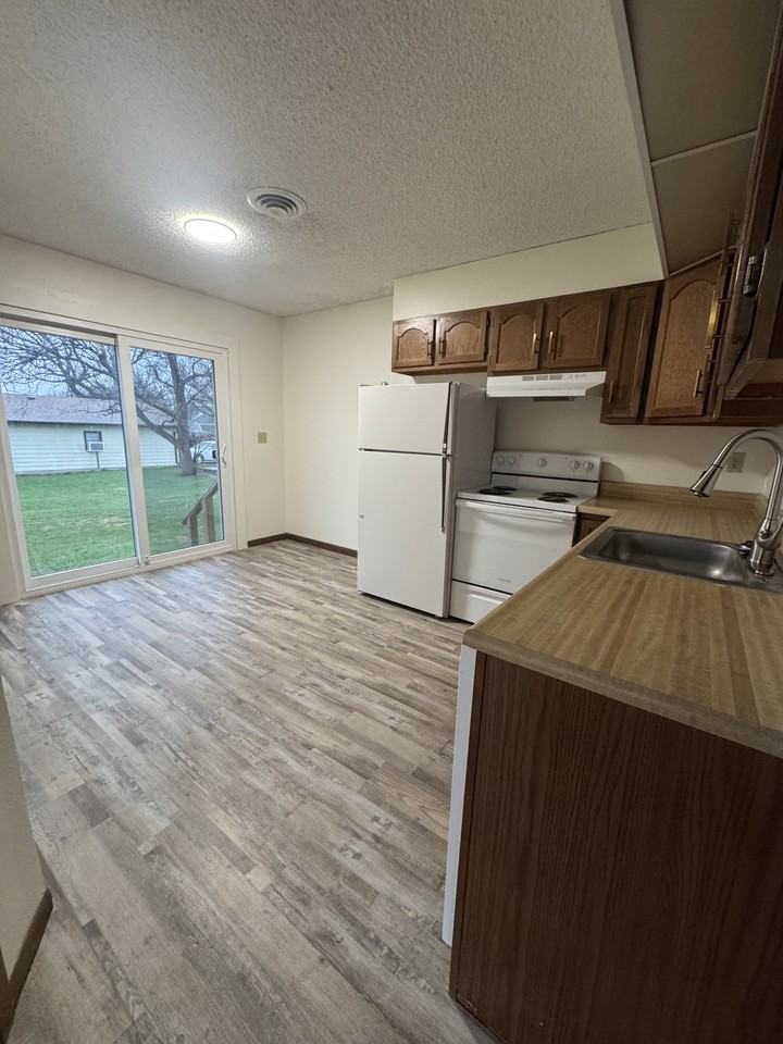 1104 East Avenue ( 1104 Residences) - 3 #3 - Photo 3 of 11