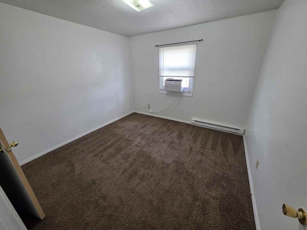 419 S Home Ave #1 - Photo 5 of 20