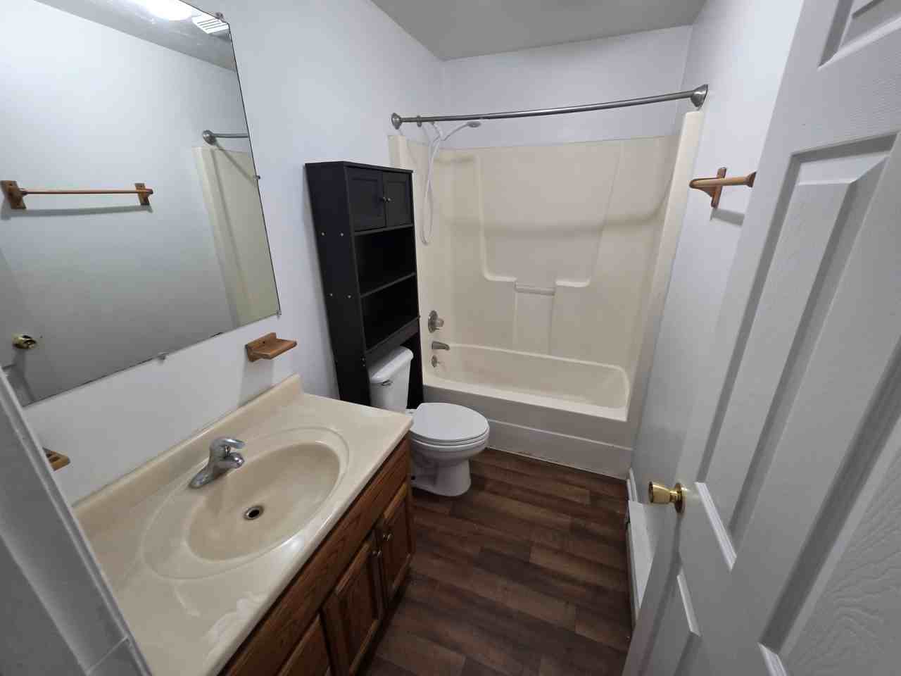 419 S Home Ave #1 - Photo 7 of 20