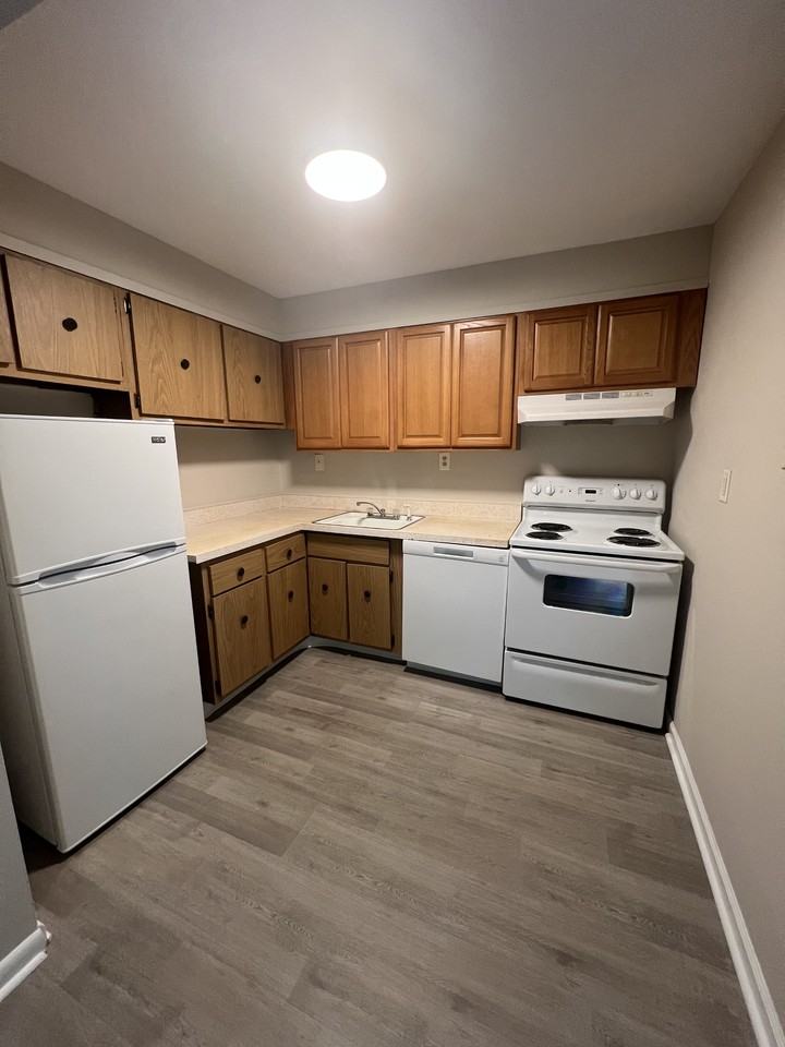 1024 Adams Avenue-2D(N) - 12D (N) #1 - Photo 3 of 7