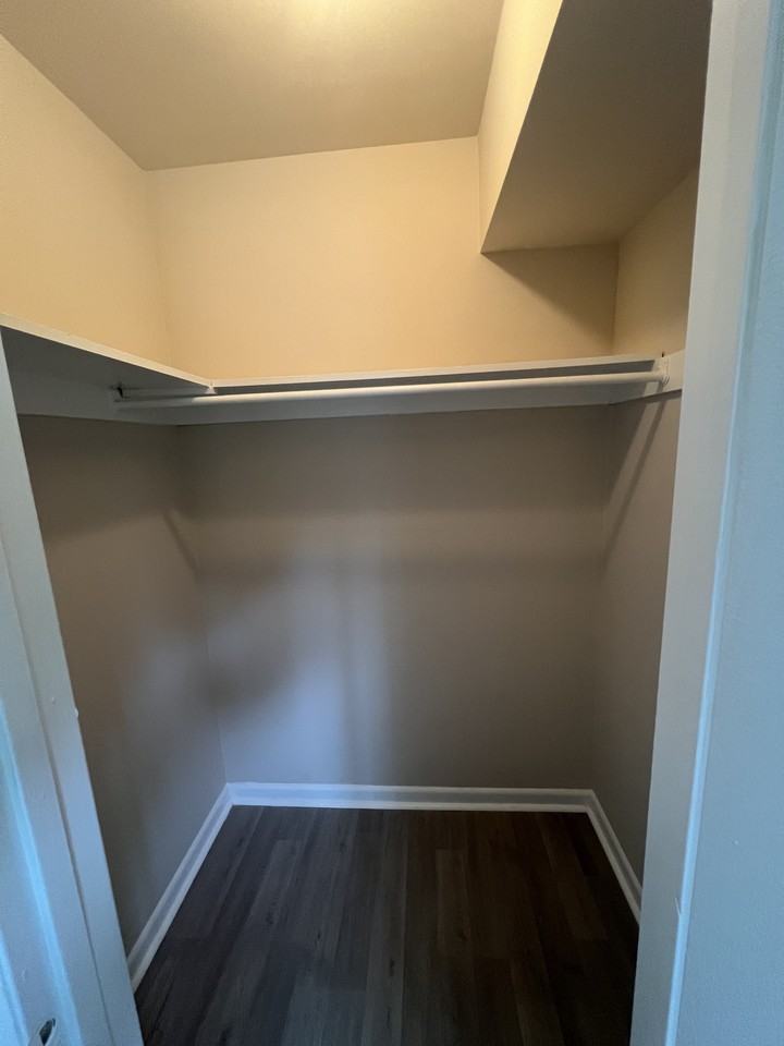 1024 Adams Avenue-2D(N) - 12D (N) #1 - Photo 5 of 7