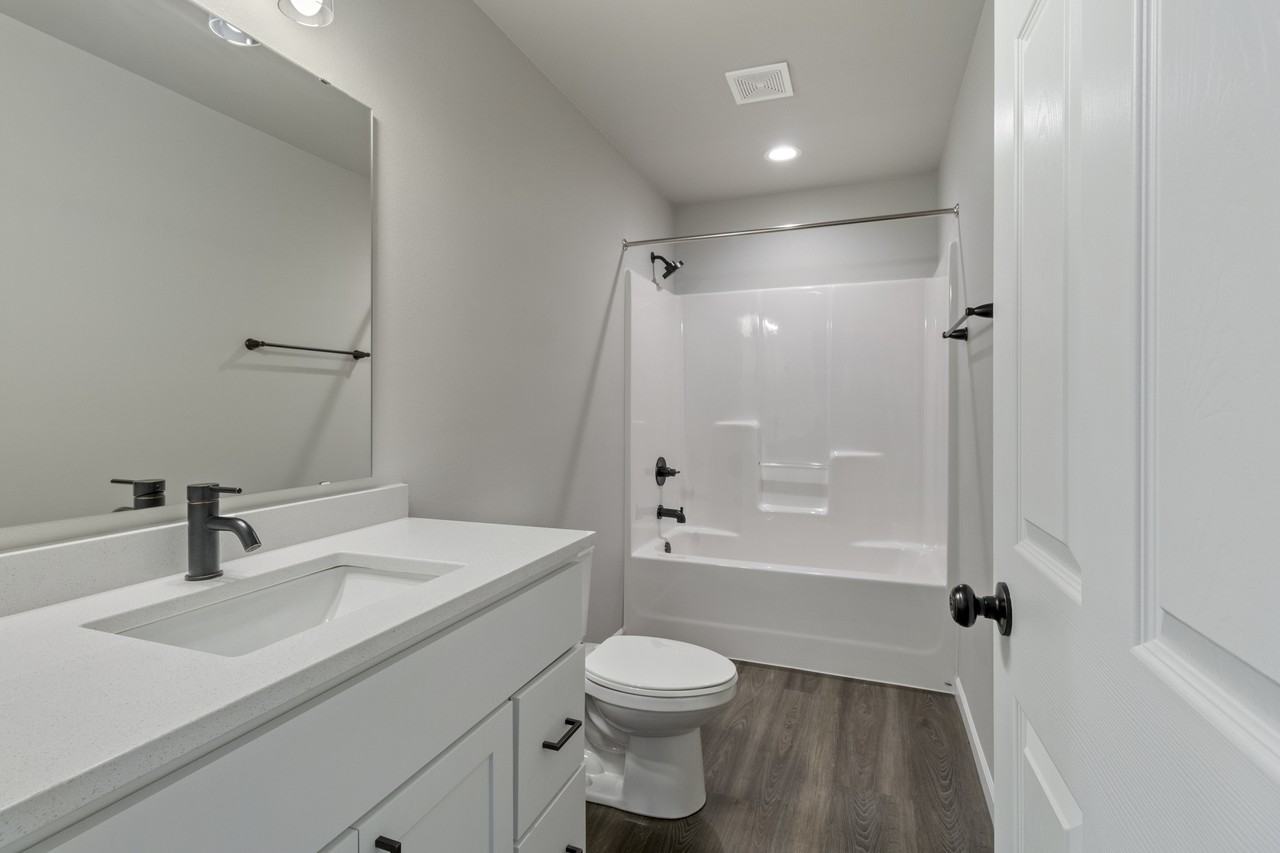 745 1st Ave #1 - Photo 3 of 13