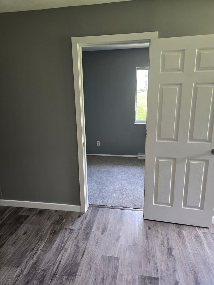3536 Ne Monroe St #1 - Photo 3 of 6