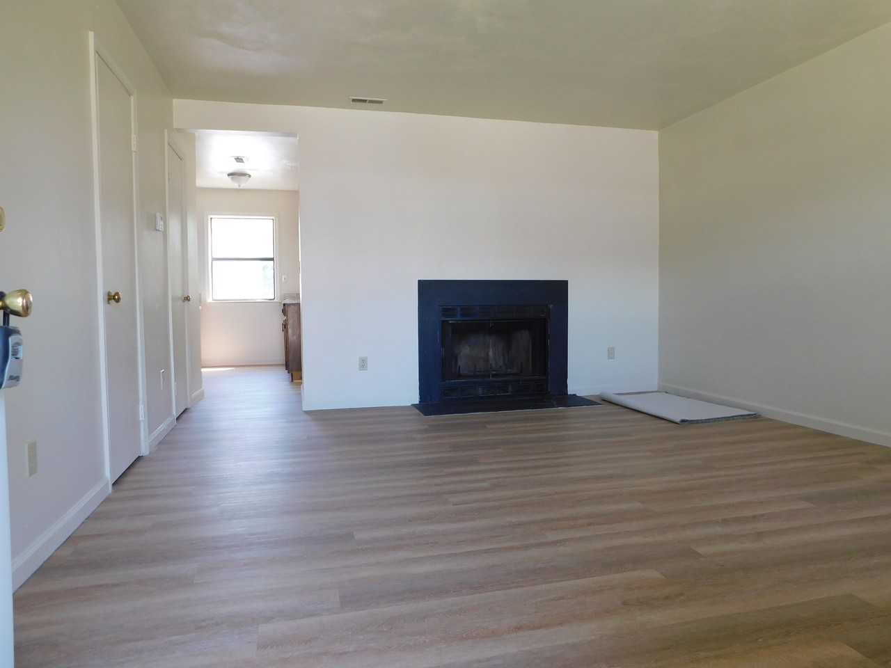 215 Greenbrier Ave #1 - Photo 2 of 21