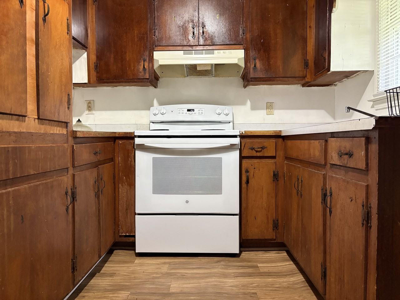 429B Lyerly St #1 - Photo 5 of 9