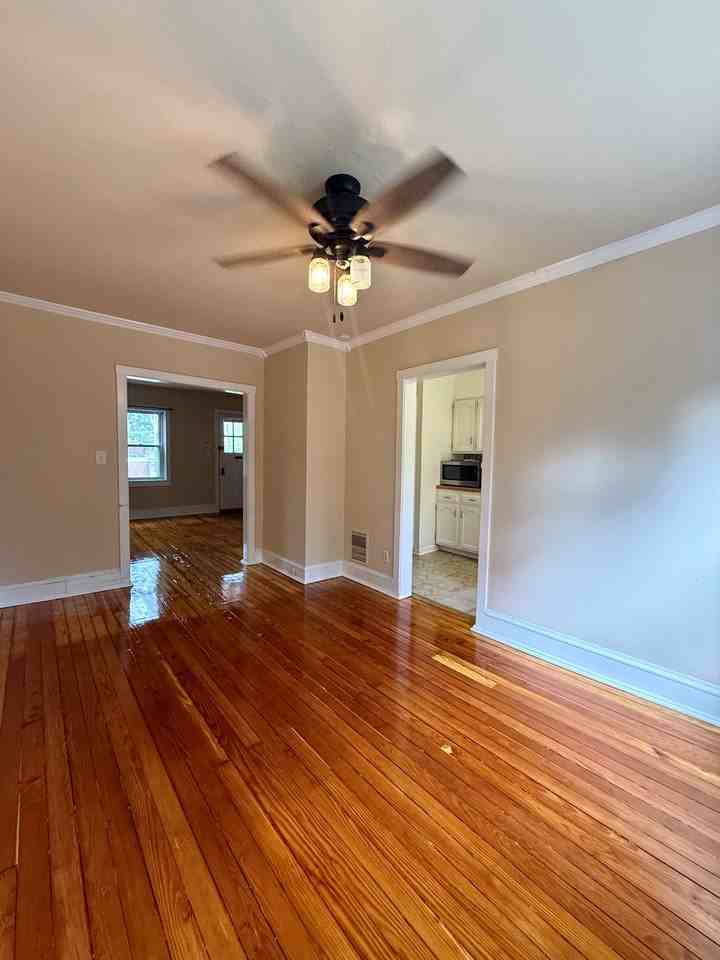 2105 Gilles St #1 - Photo 6 of 18