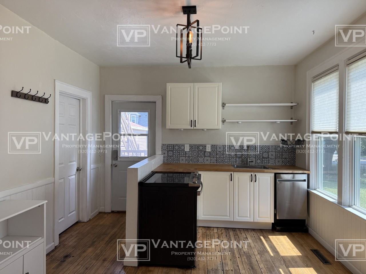 117 S Oakland Ave Lowr - Photo 3 of 16