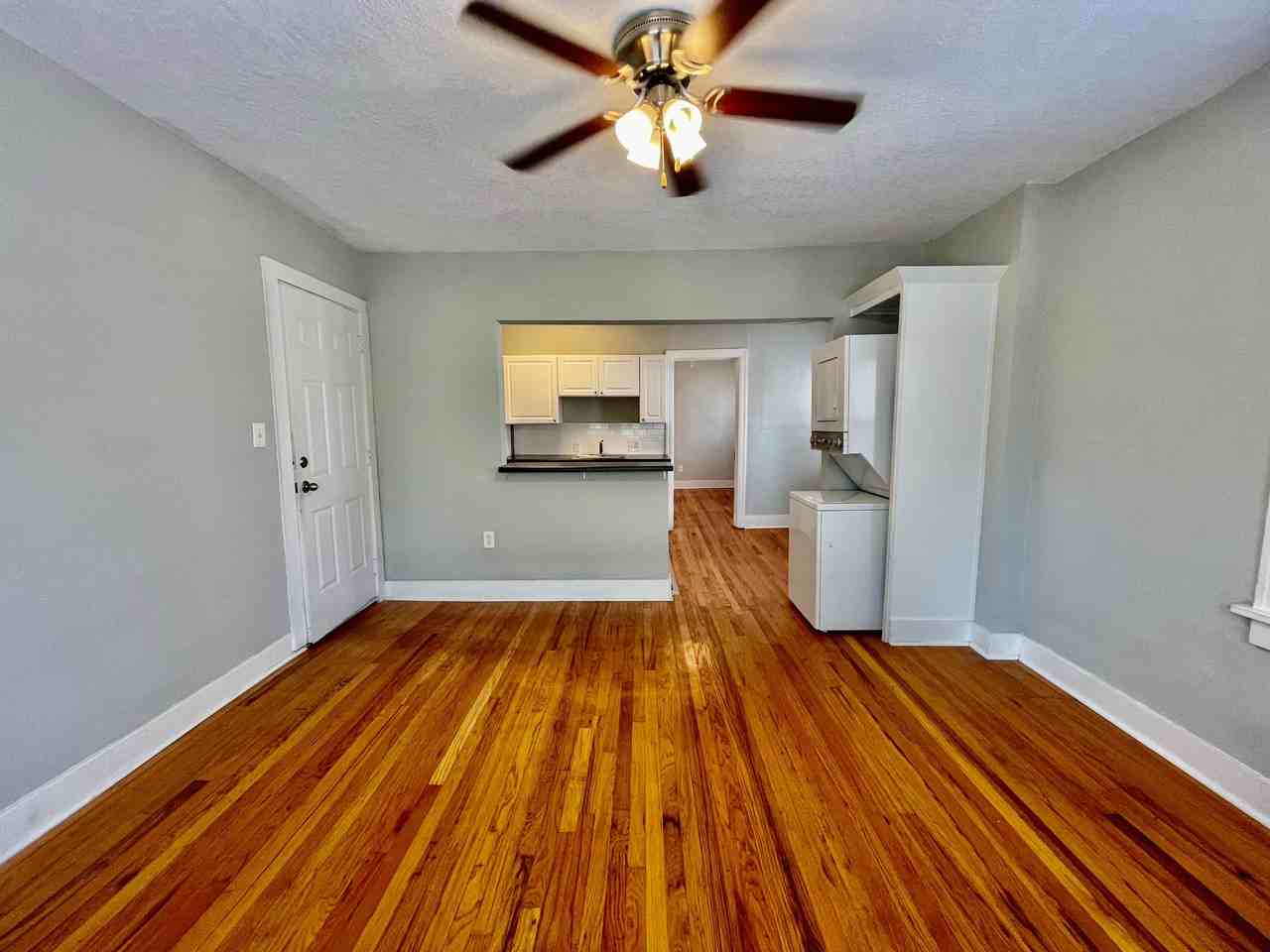 3715 Southwest Trfy
