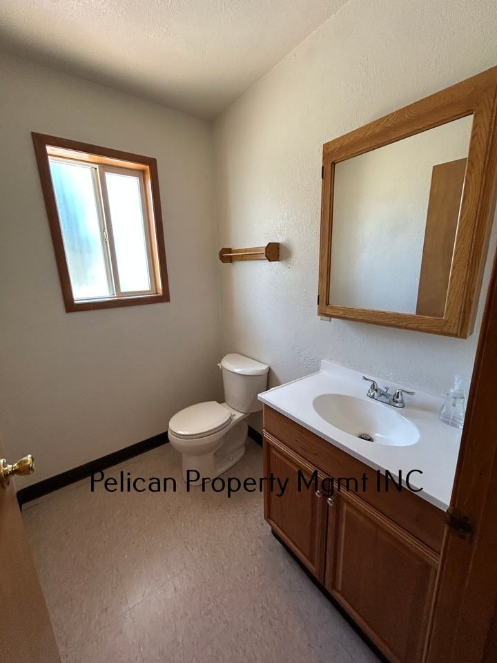 2055 N Eldorado Ave #106 - Photo 2 of 9
