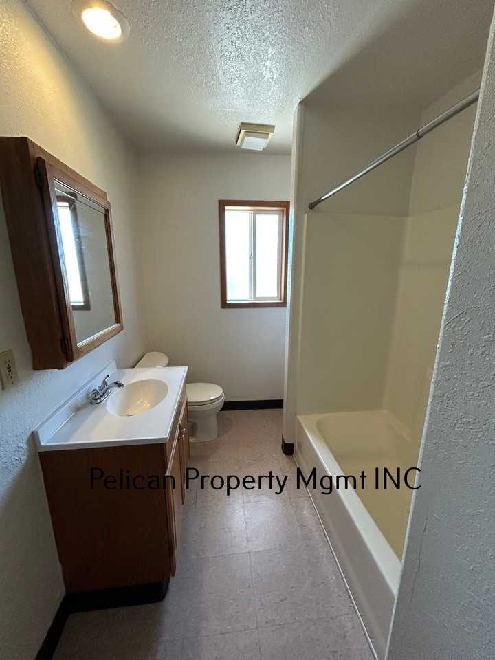 2055 N Eldorado Ave #106 - Photo 7 of 9