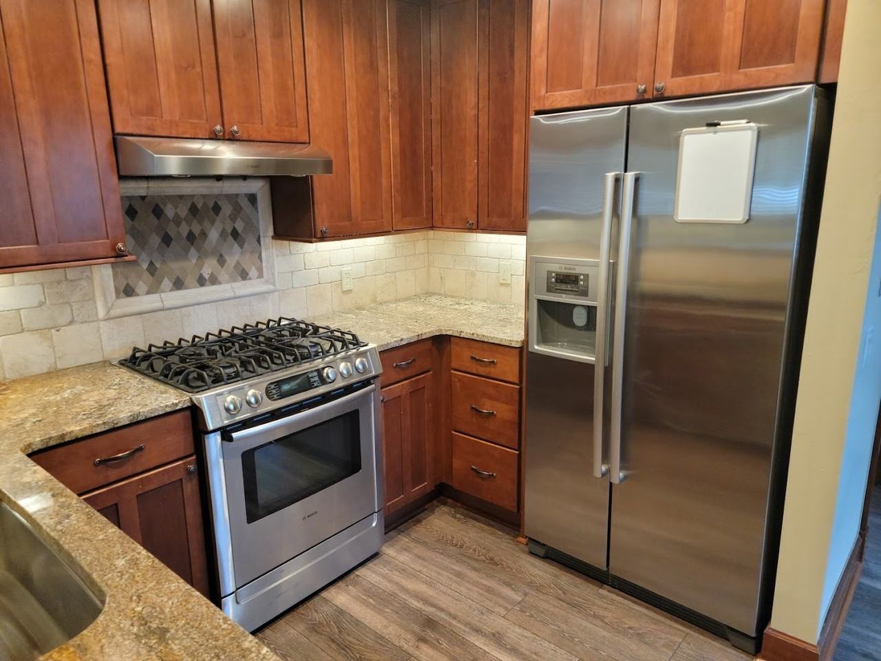 631 E Croy St #23 - Photo 4 of 11