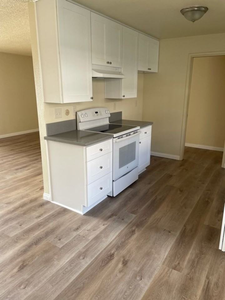 Beverly Wilcox Apartments - Photo 5 of 25