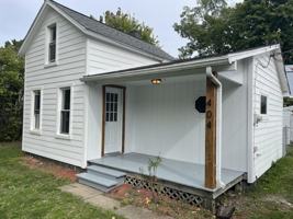 featured image of 404 Church St #1