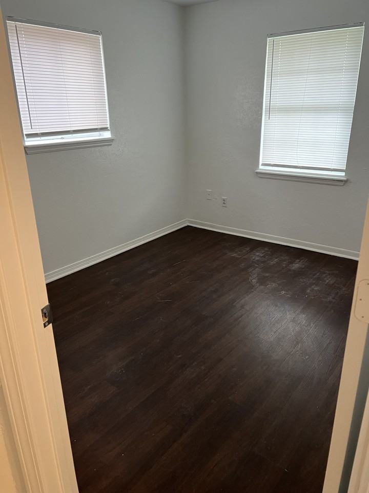 3101 Delmar Rd #1 - Photo 6 of 22