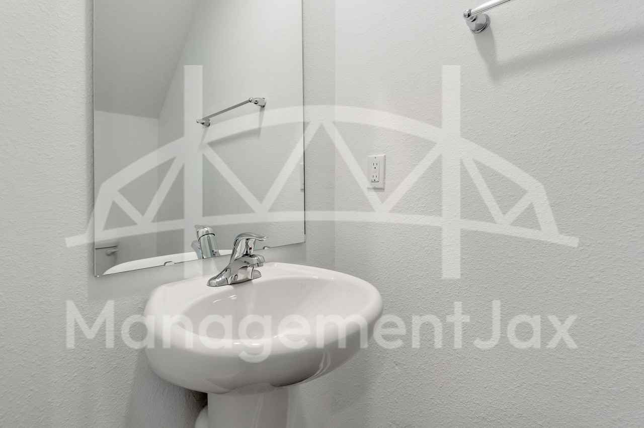5470 Broad Bridge Way #1 - Photo 7 of 15