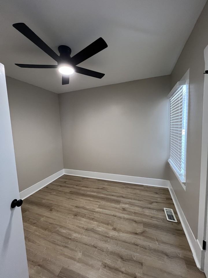 730 Custer St #1 - Photo 5 of 11