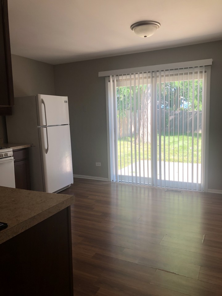 30 Woodland Dr #1 - Photo 3 of 10