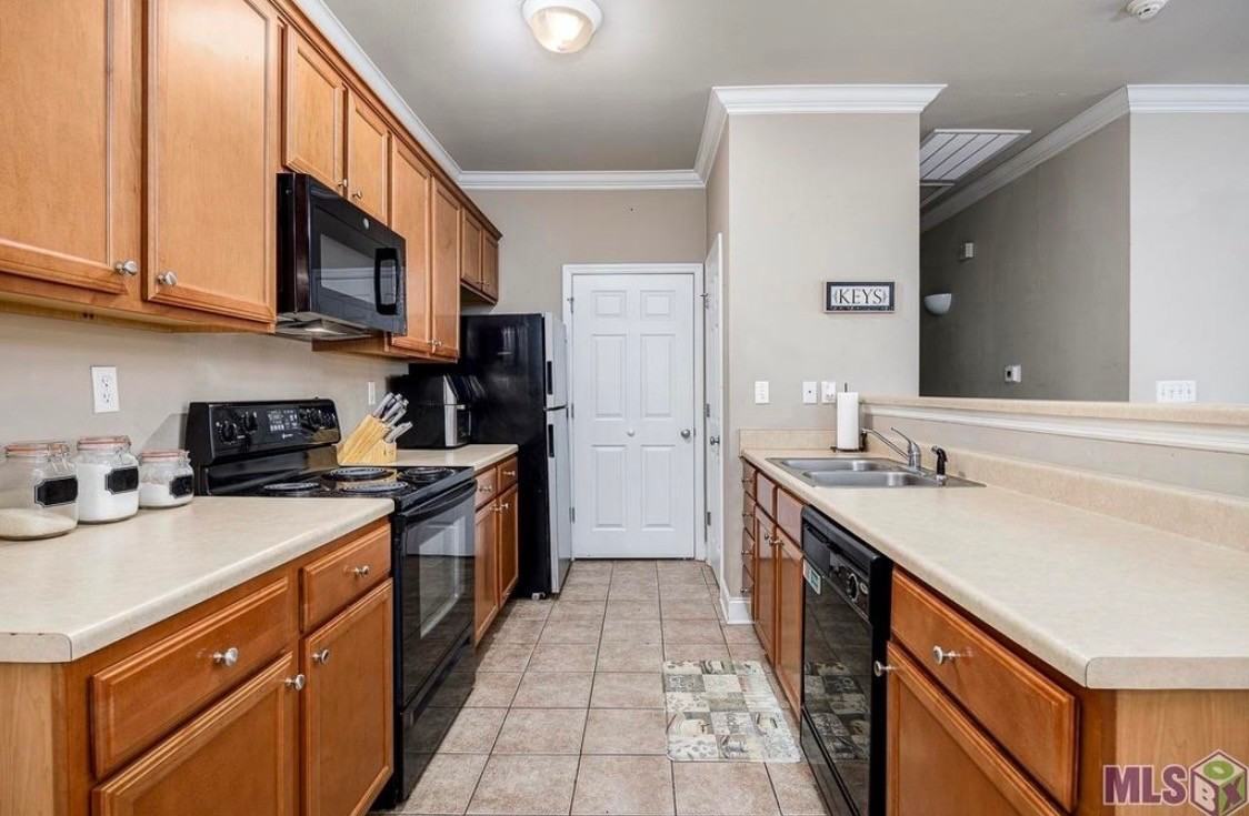 900 Dean Lee Drive - BUnit 1602 #B - Photo 5 of 8