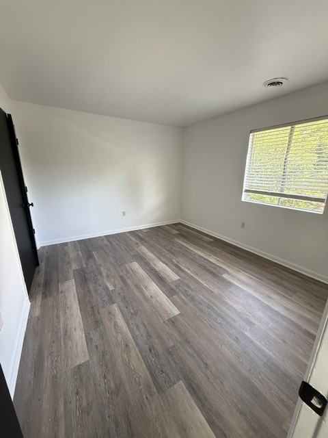 601 King George Ave Sw #9 - Photo 3 of 8