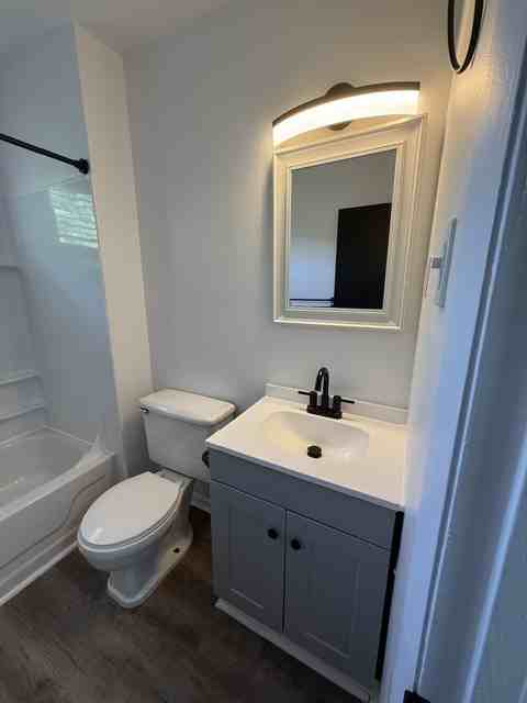 601 King George Ave Sw #9 - Photo 5 of 8