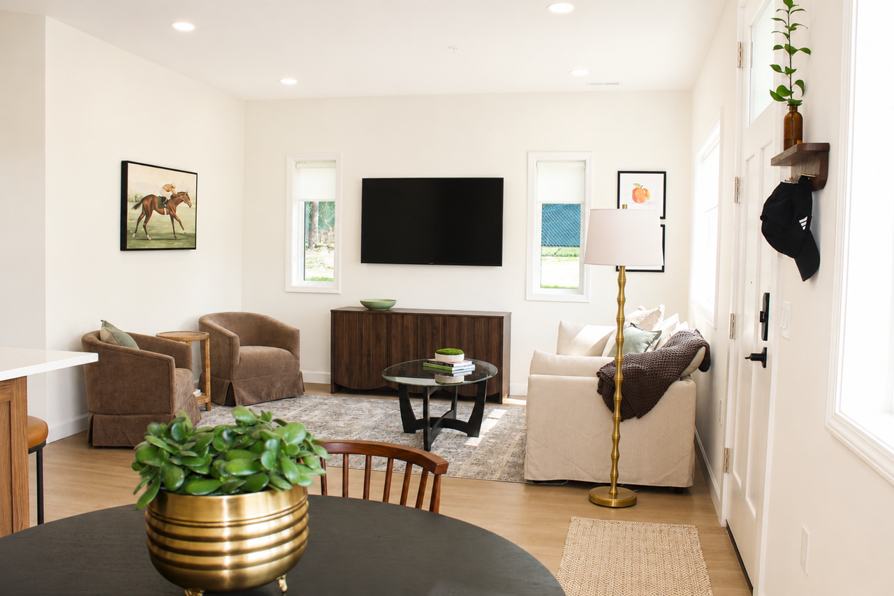 Hudson Valley Luxury Apartment Homes - Photo 3 of 11