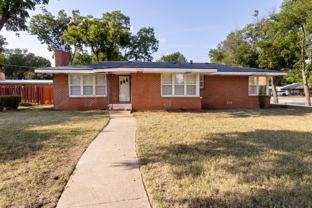 2400 Hampstead Ln #1 - Photo 1 of 1