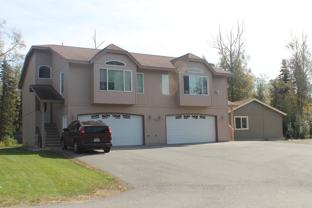 320 E Victor Cir #B - Photo 1 of 1