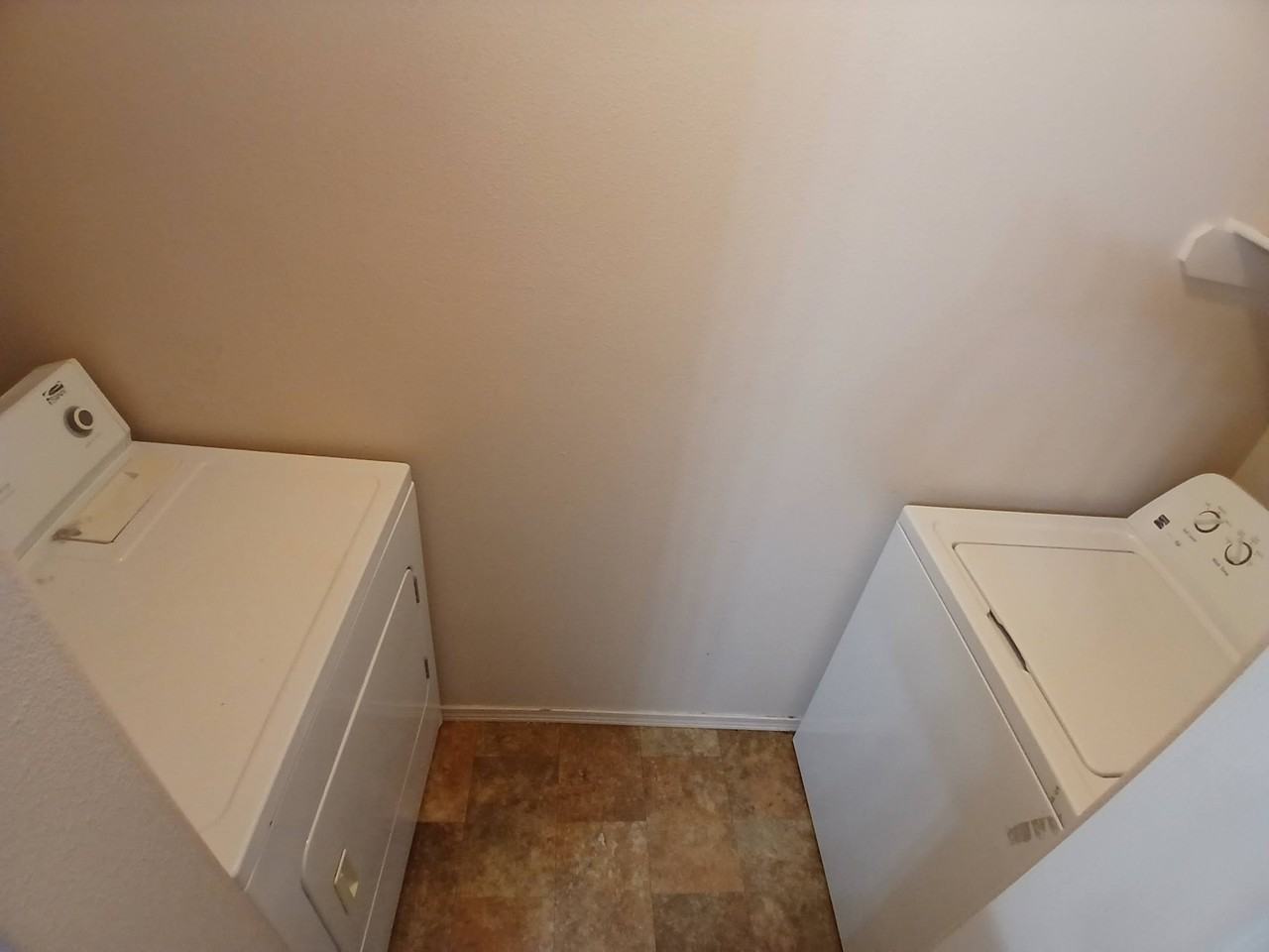 320 E Victor Cir #B - Photo 4 of 39