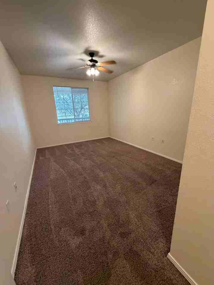 3002 W Elizabeth St Unit 22c - Photo 7 of 16