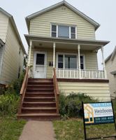featured image of 15 E 8th St