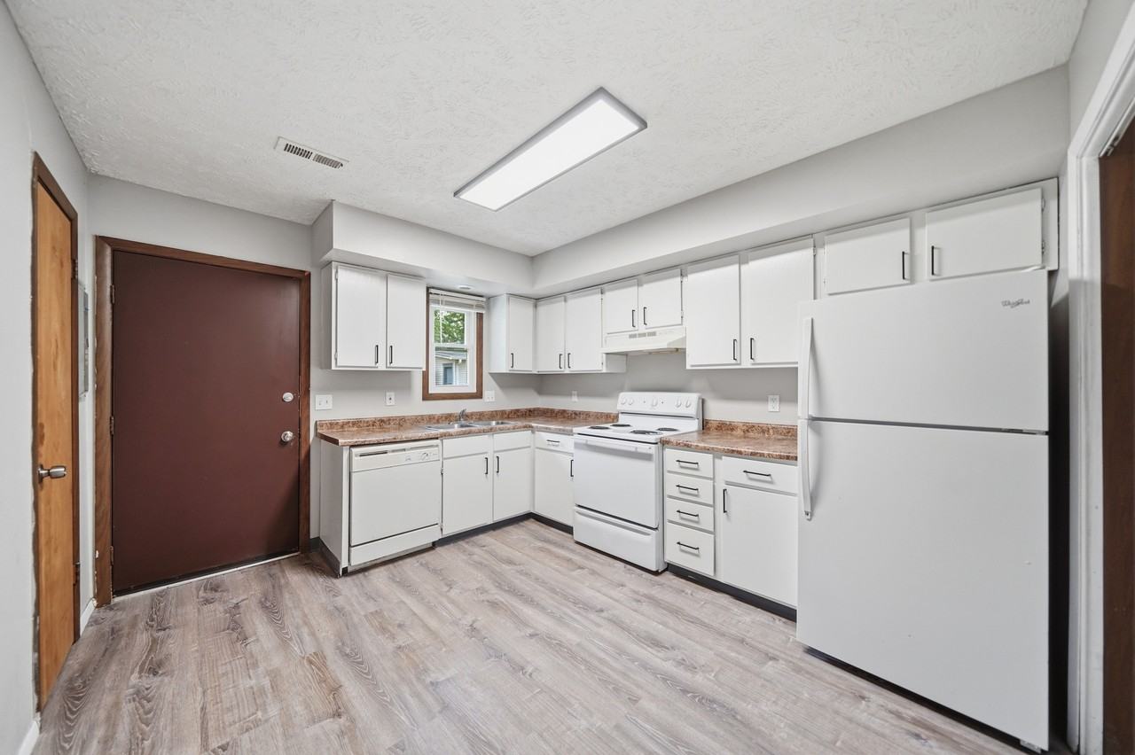 1437 N 20th St #1 - Photo 2 of 10