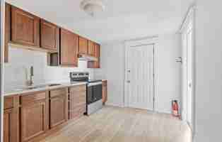 featured image of 3200 Bloomington Ave #1