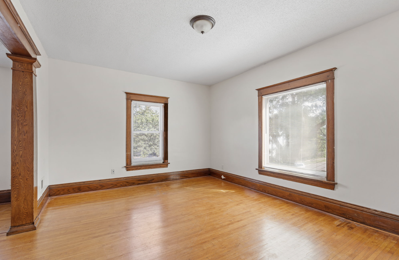 3200 Bloomington Ave #1 - Photo 4 of 11