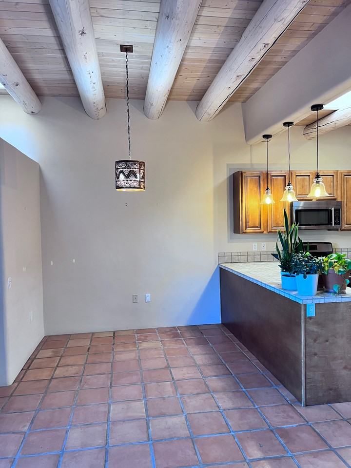 8 Cresta De La Luna Rd #1 - Photo 7 of 18