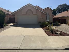 featured image of 27263 Family Cir #1