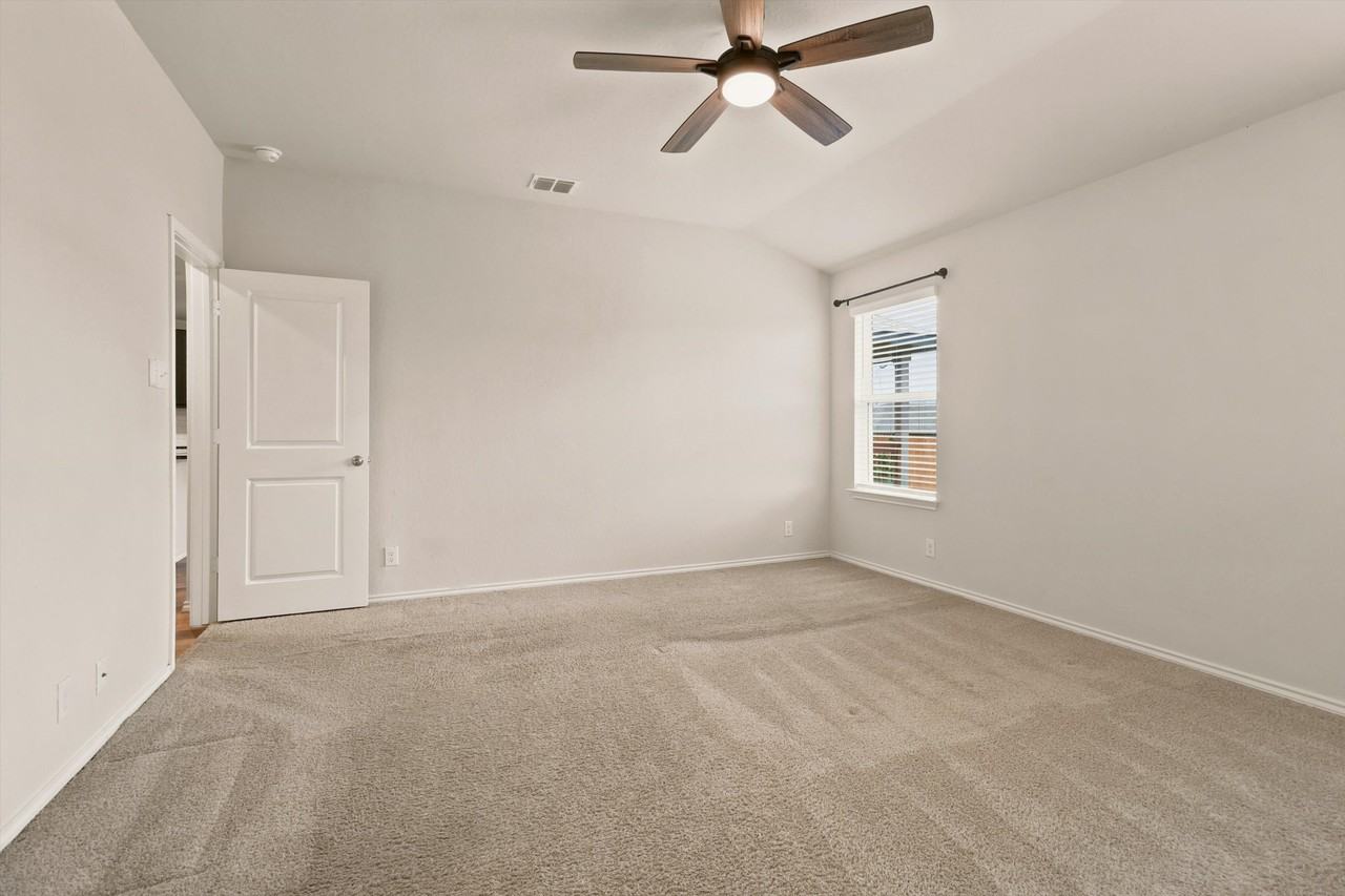 8106 Chestnut Blue Dr #1 - Photo 6 of 30