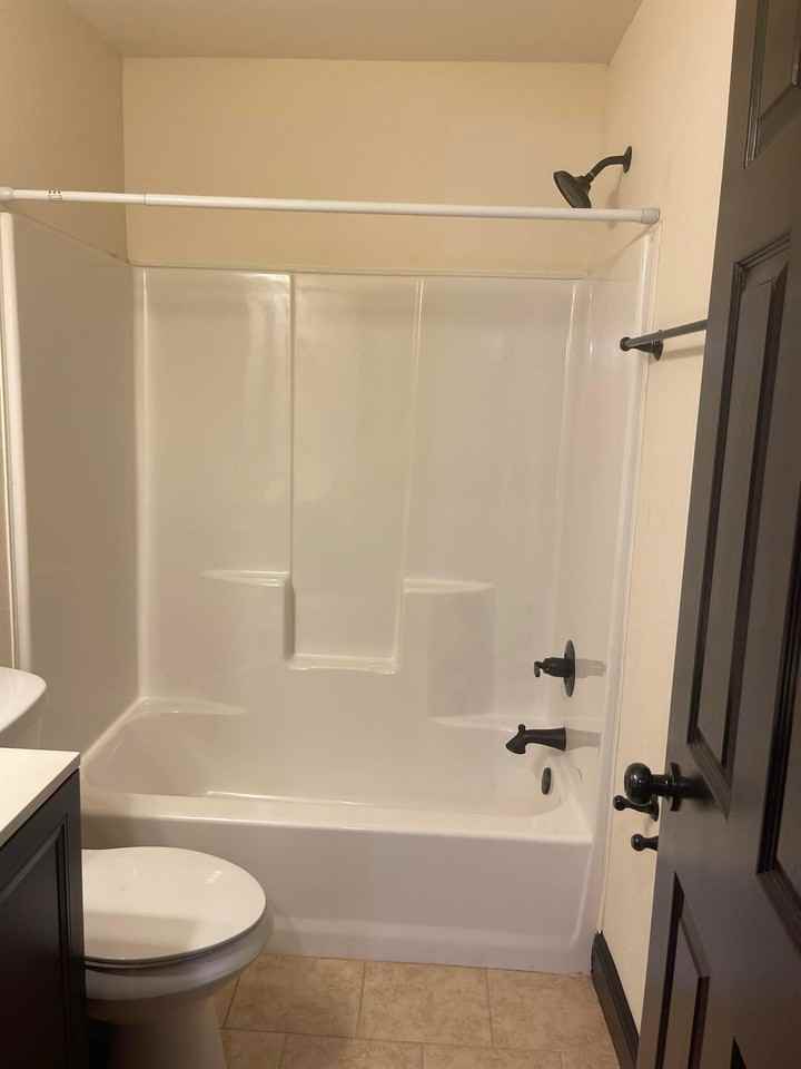 680 Sycamore St #1 - Photo 4 of 10